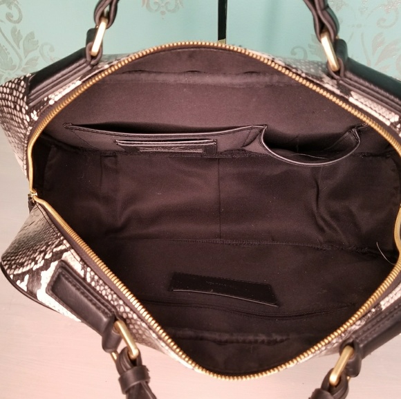 SOLD SOLD 💵 Calvin Klein Large Python Purse - Picture 6 of 8